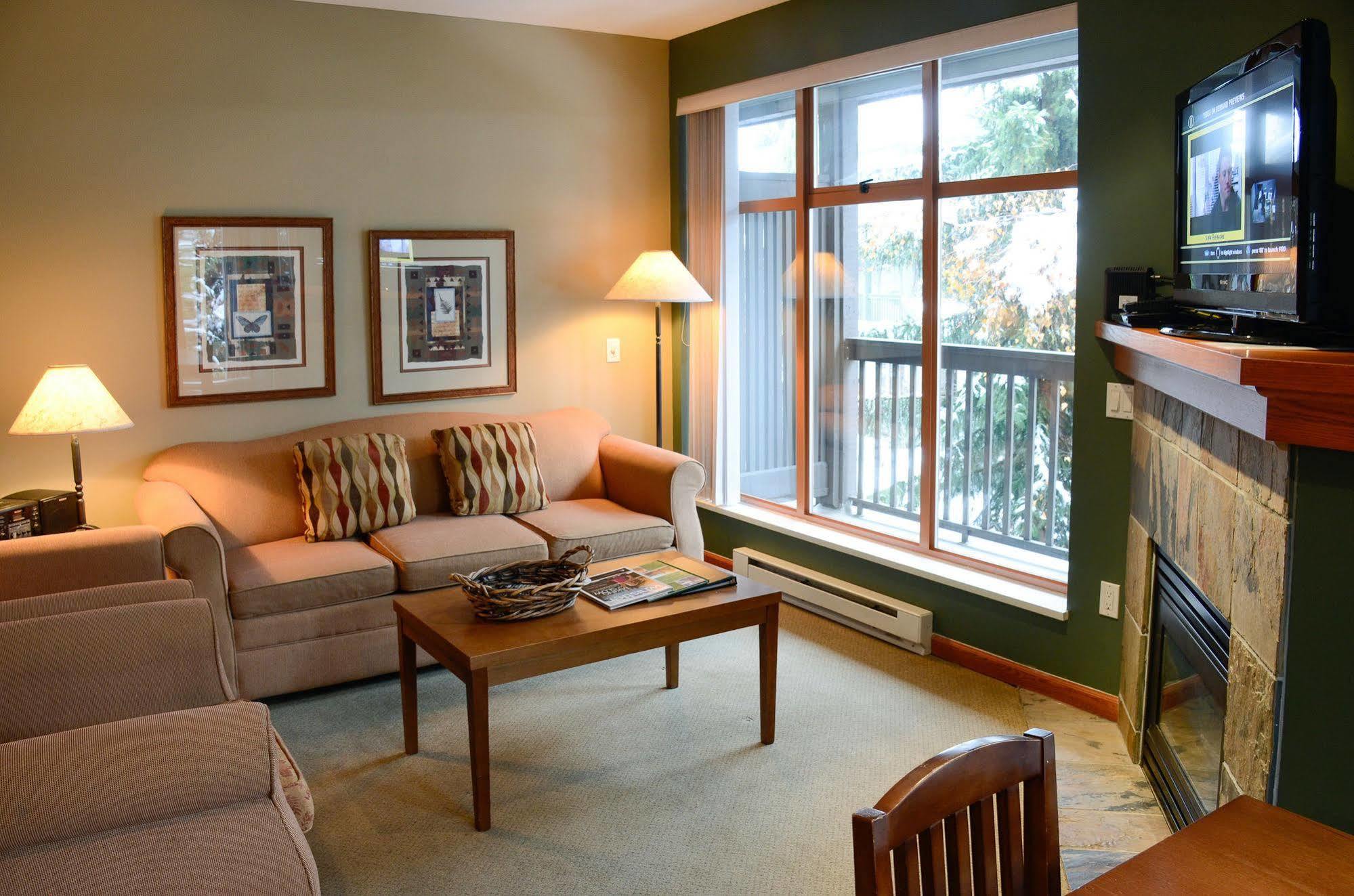Whistler Vacation Club At Northstarアパートホテル エクステリア 写真