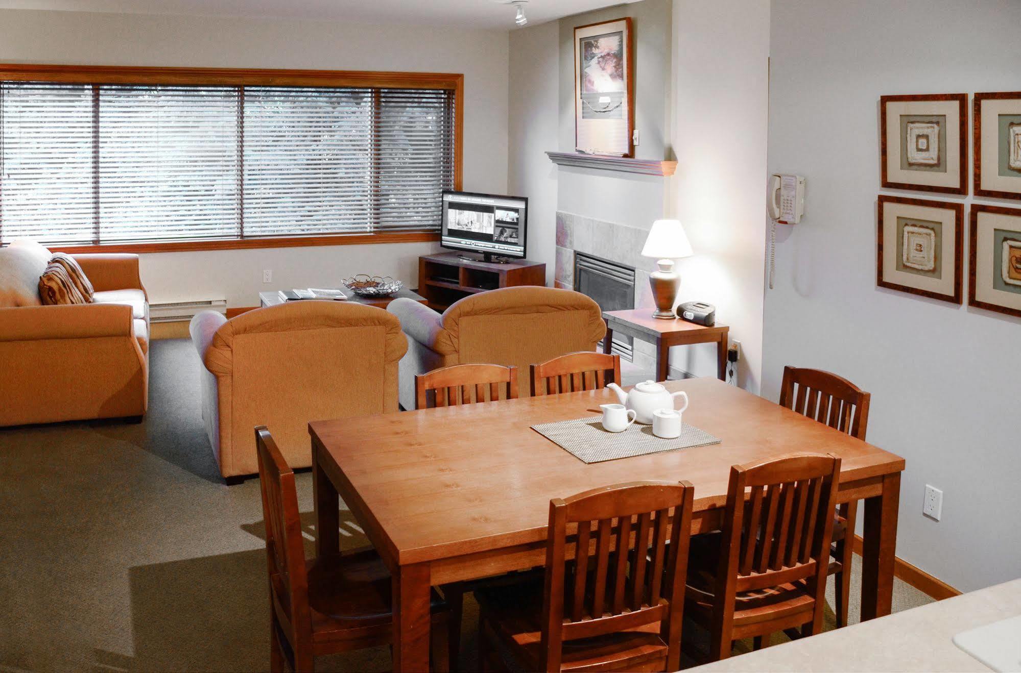 Whistler Vacation Club At Northstarアパートホテル エクステリア 写真