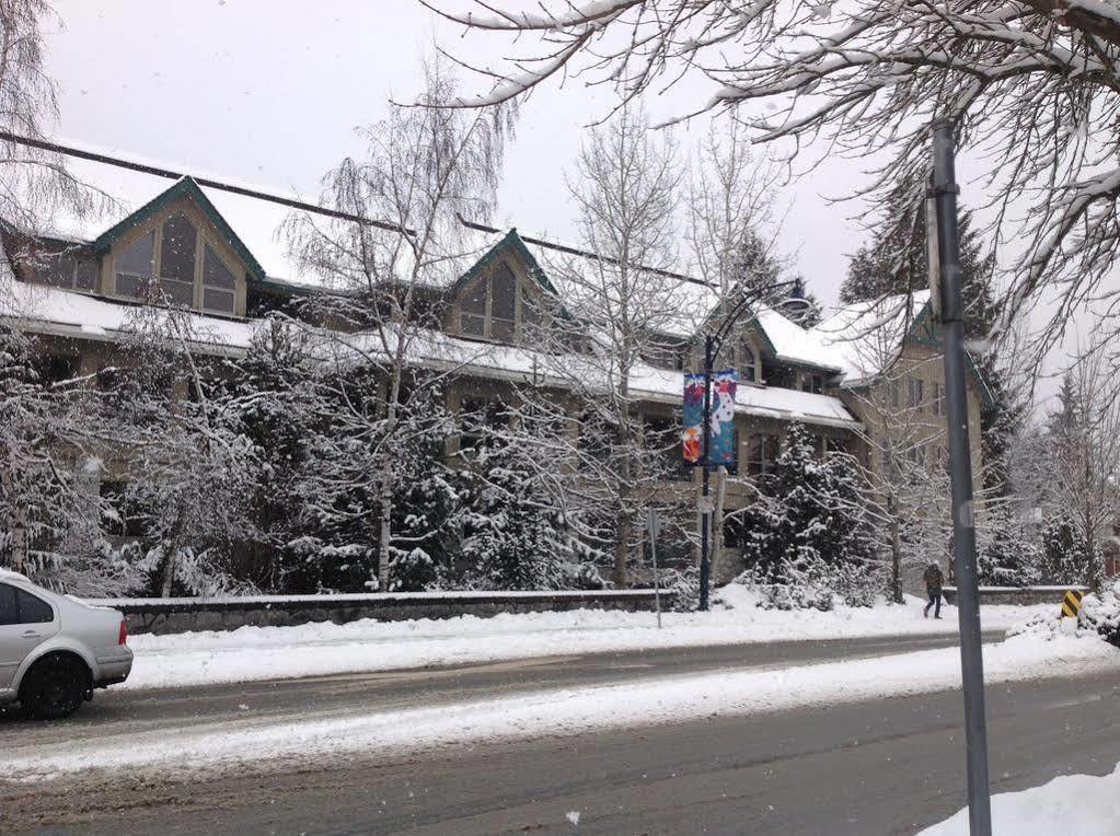 Whistler Vacation Club At Northstarアパートホテル エクステリア 写真